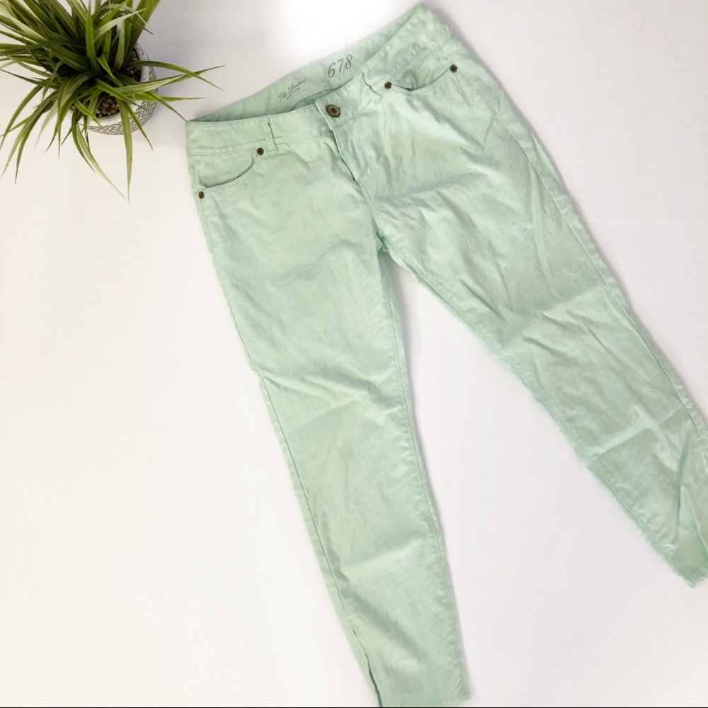 The Limited Denim 678 Mint Spring Jeans